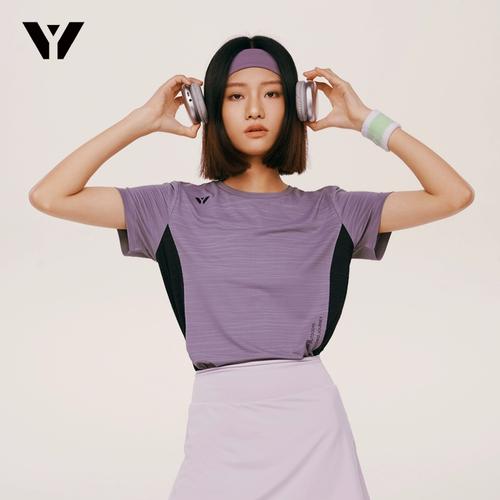 夏日運動新風尚 速干拼接瑜伽上衣的透氣時尚魅力